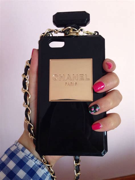 black chanel iphone case